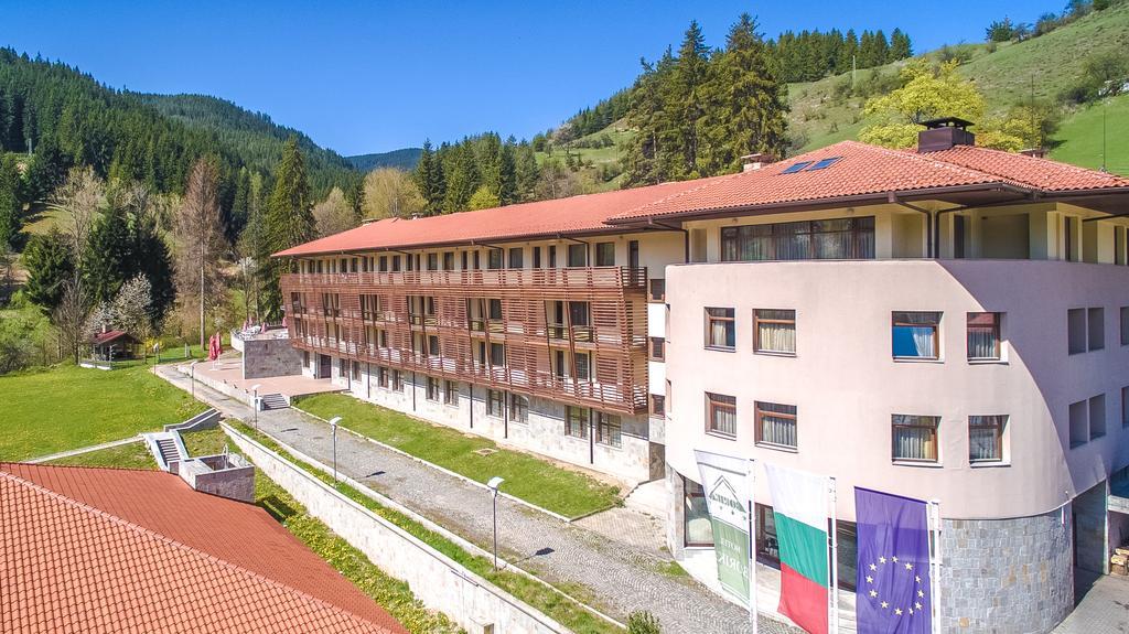 צ'פלארה Borika Hotel מראה חיצוני תמונה