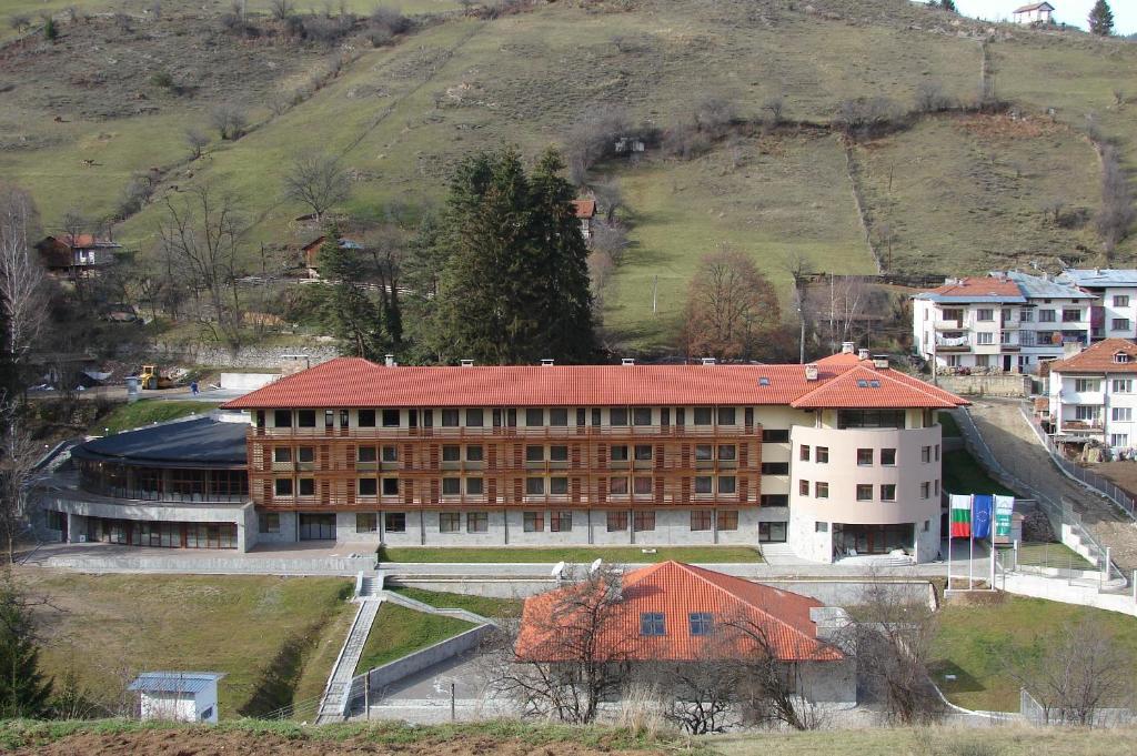 צ'פלארה Borika Hotel מראה חיצוני תמונה